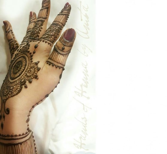 Gallery photo 9 of Hands of Henna by Anita