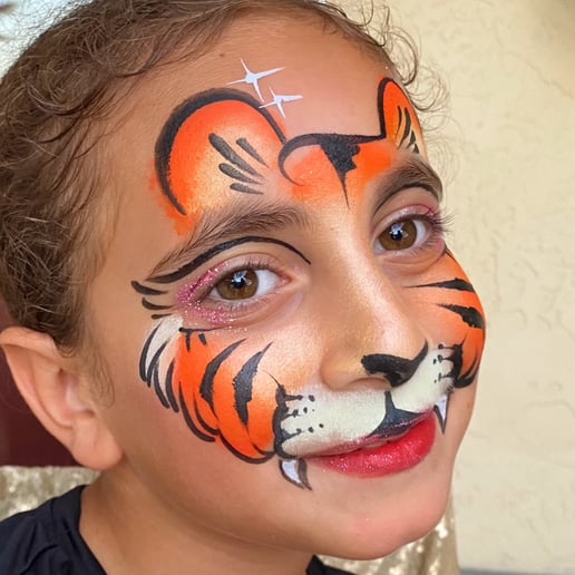 Gallery photo 10 of Happy Hearts Face Painting