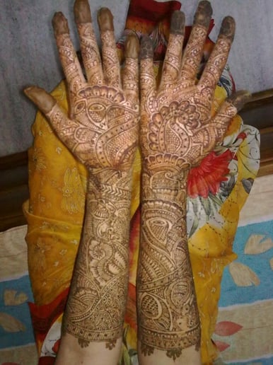 Gallery photo 3 of Henna Creations