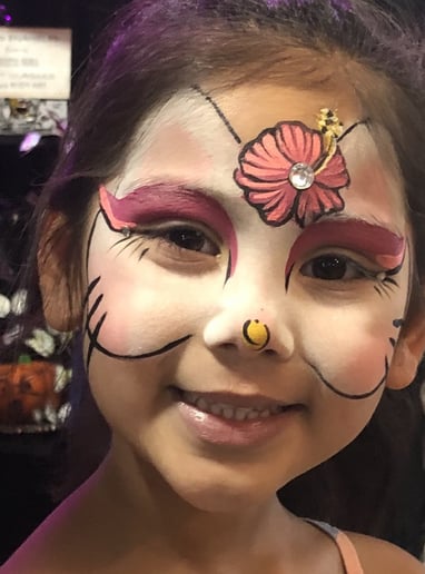 Gallery photo 2 of Henna Body Art