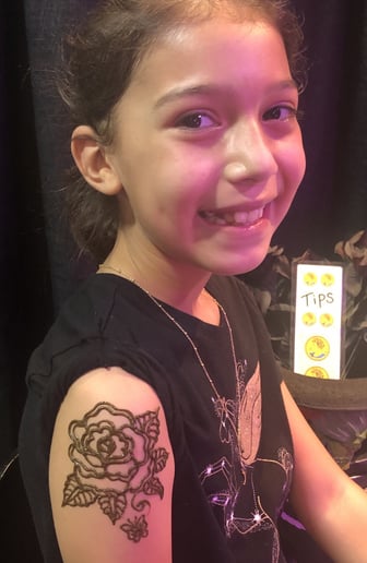 Gallery photo 3 of Henna Body Art