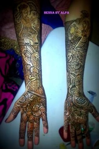 Gallery photo 2 of Henna By Alpa
