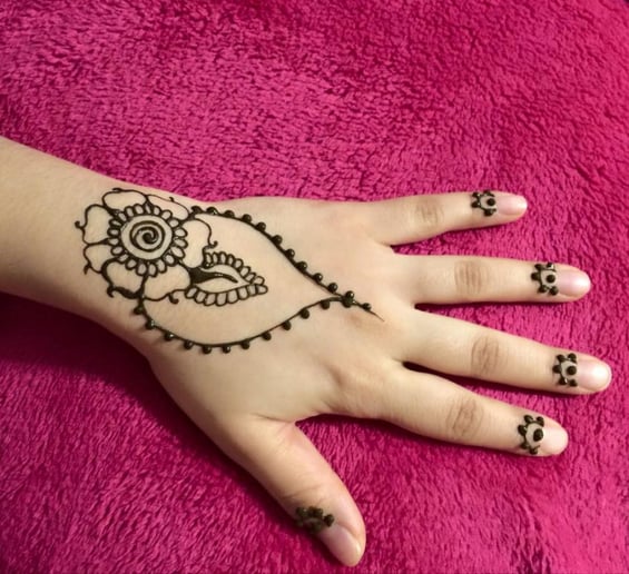 Gallery photo 6 of Henna ~ by Amina