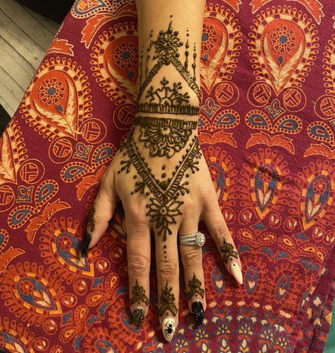 Gallery photo 5 of Henna by Gabby