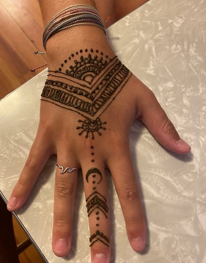 Gallery photo 6 of Henna by Gabby