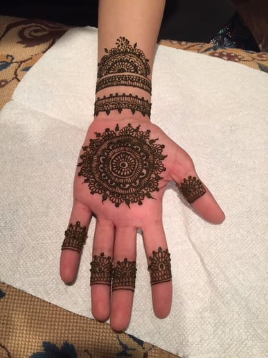 Gallery photo 10 of Henna by Tanvi