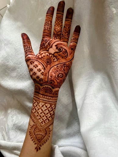Gallery photo 19 of Henna Cafe