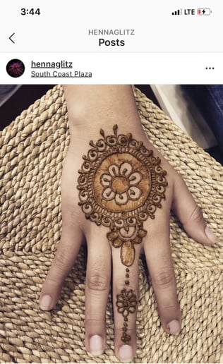 Gallery photo 7 of Henna Glitz