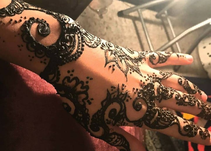 Gallery photo 7 of Henna Sun