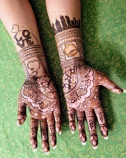 Gallery photo 8 of Henna Hands by Aarti