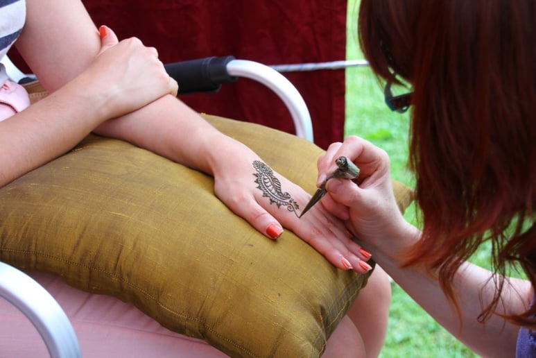 Gallery photo 2 of Henna Planet