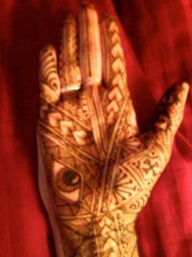 Gallery photo 6 of Henna Rising