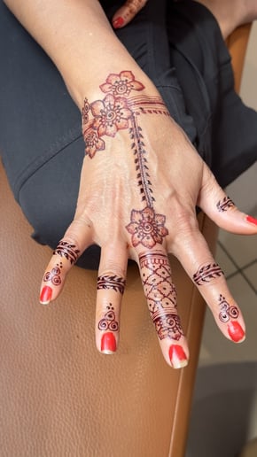 Gallery photo 1 of Roshini Bhanwadiya