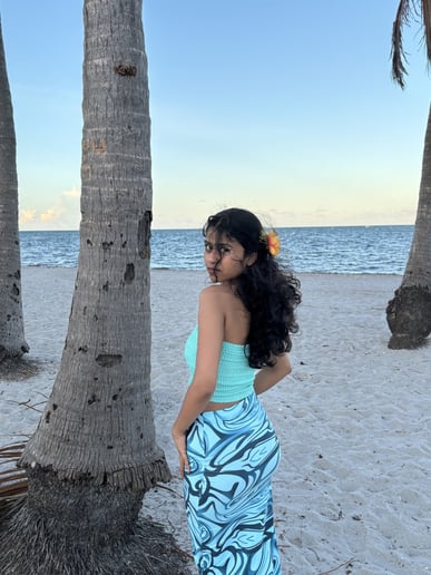 Gallery photo 9 of Roshini Bhanwadiya