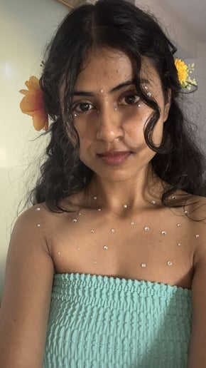 Gallery photo 11 of Roshini Bhanwadiya