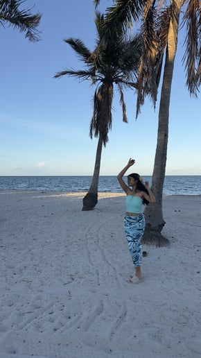 Gallery photo 14 of Roshini Bhanwadiya