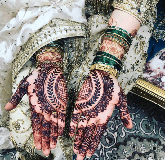 Gallery photo 1 of Henna by KomZzy