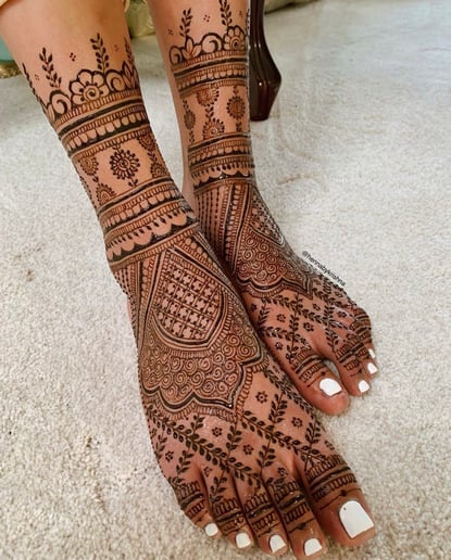 Gallery photo 10 of HennabyKrishna