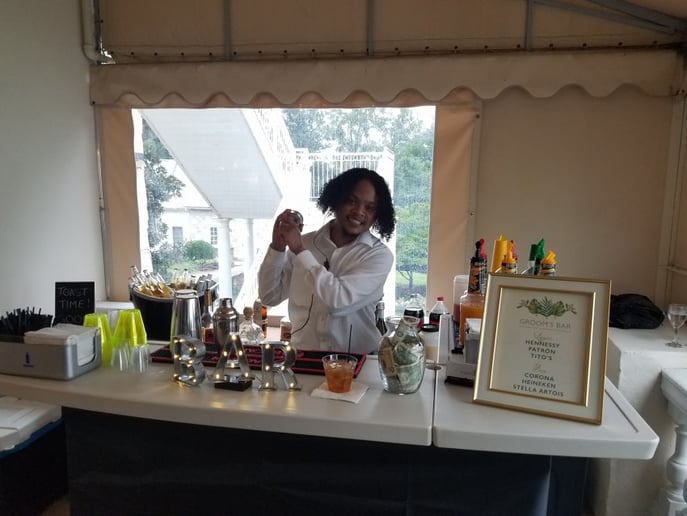 Gallery photo 2 of Heyy Bartender llc