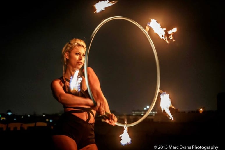 Gallery photo 1 of Hoop Lush