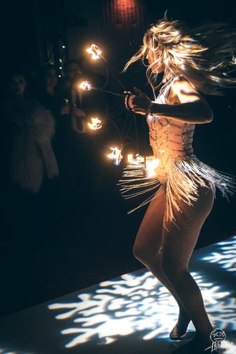 Gallery photo 6 of Hoop Lush