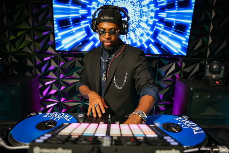 Gallery photo 3 of House of Wolves Ent.