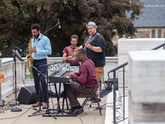 Gallery photo 4 of iMPROMPTU Music