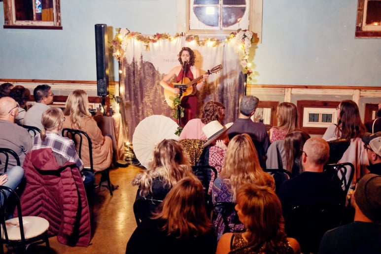 Gallery photo 13 of Jessica Allossery