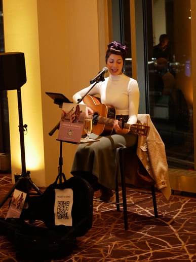 Gallery photo 28 of Jessica Allossery