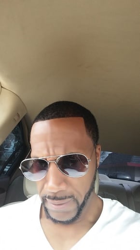 Gallery photo 3 of Influence