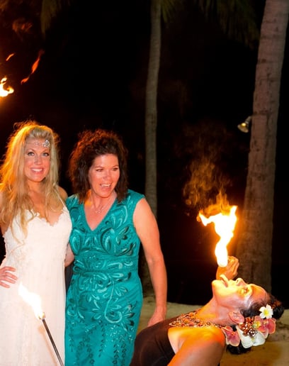 Gallery photo 3 of Island Fire Gina