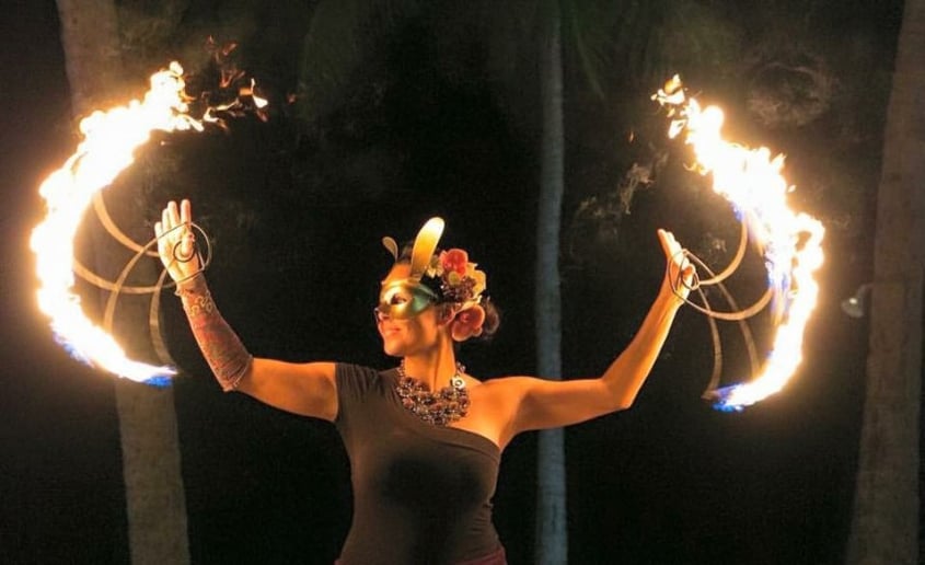 Gallery photo 8 of Island Fire Gina