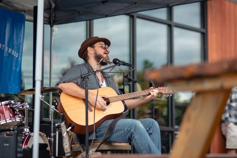 Gallery photo 7 of Jacob Green (One Man Band)