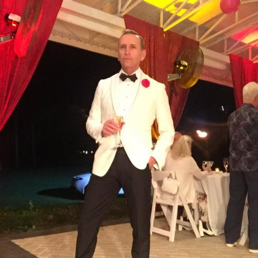 Gallery photo 6 of James Bond Impersonator, Daniel Craig Look-alike