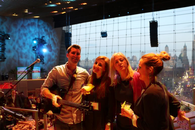 Gallery photo 4 of James Grande