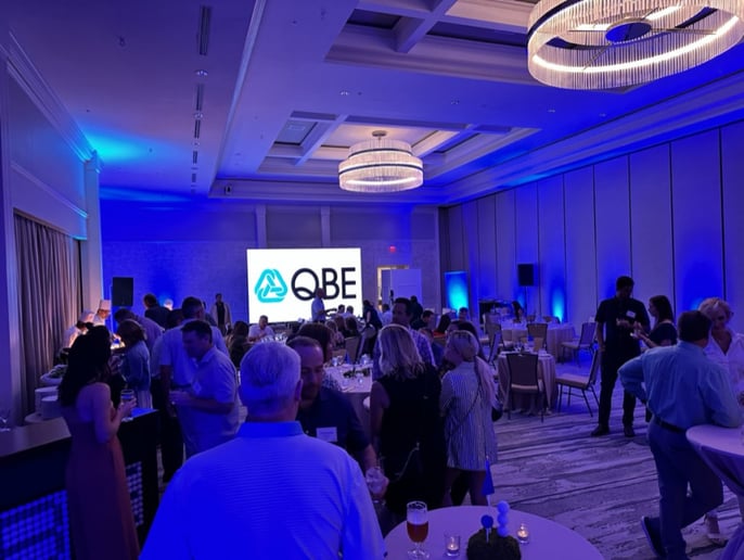 Gallery photo 9 of James Grande