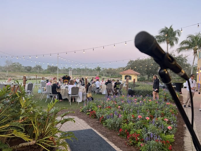 Gallery photo 7 of James Grande