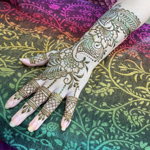 Gallery photo 5 of Jamilah Henna Creations