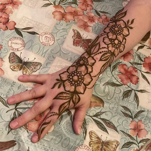 Gallery photo 8 of Jamilah Henna Creations