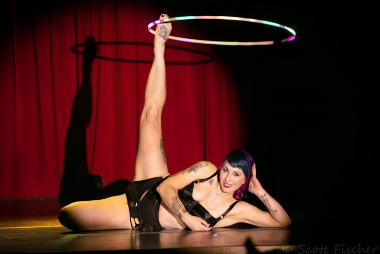 Gallery photo 9 of Janie Slash