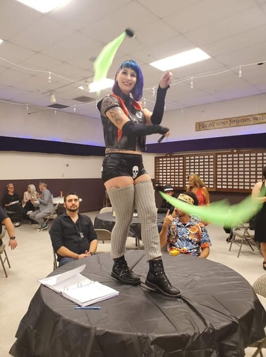 Gallery photo 14 of Janie Slash