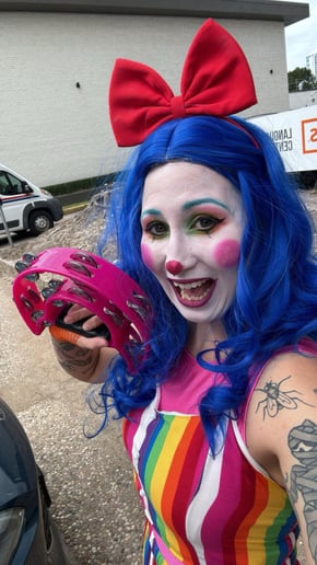 Gallery photo 26 of Janie Slash