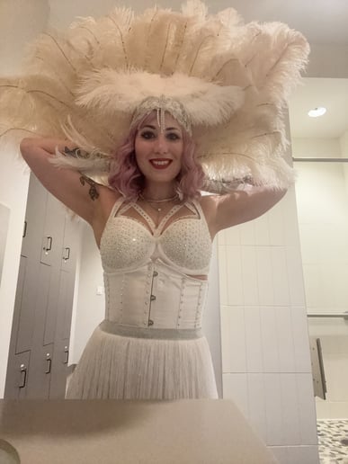 Gallery photo 32 of Janie Slash