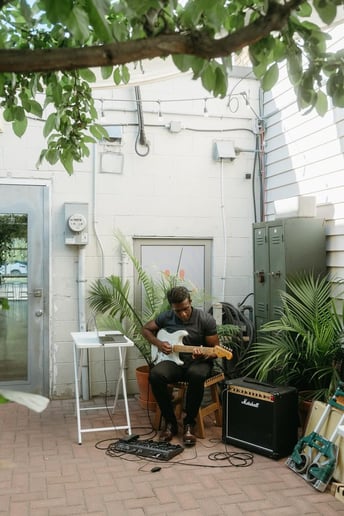 Gallery photo 1 of Jared Sieusahai - Guitarist