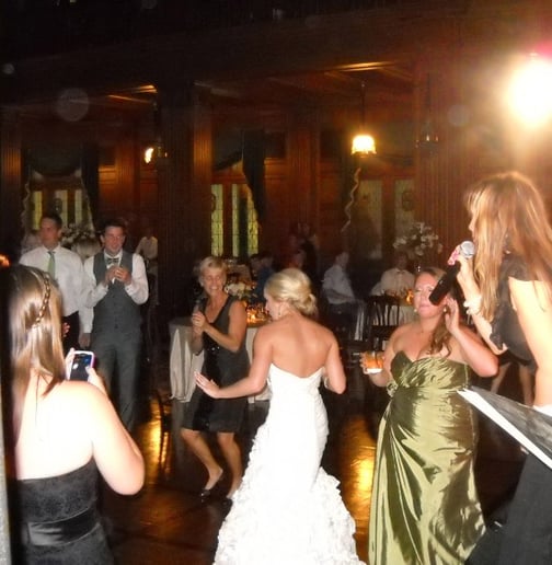 Gallery photo 4 of Jayne Bond & the Pink Martinis