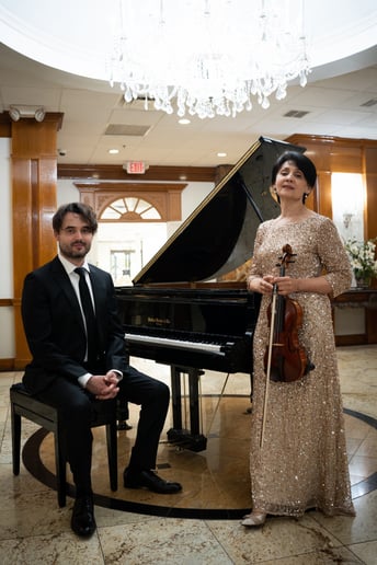 Gallery photo 5 of Mikhail Romanov - Luxury Pianist