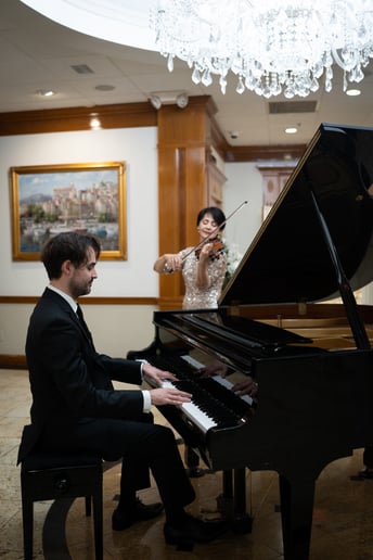 Gallery photo 8 of Mikhail Romanov - Luxury Pianist