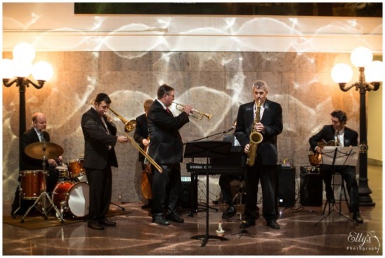 Gallery photo 4 of Kevin Van Sant - Jazz Guitarist