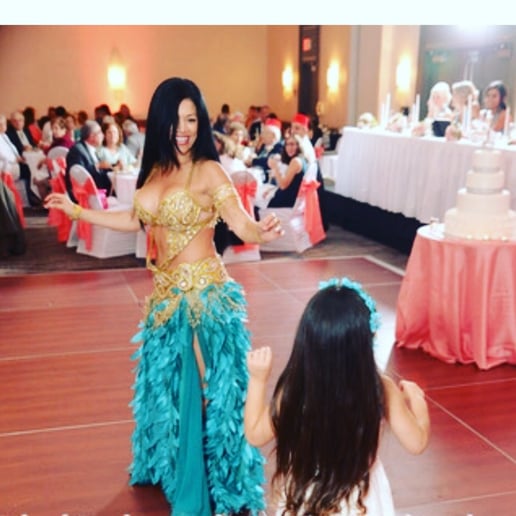 Gallery photo 8 of Jemeena Bellydance