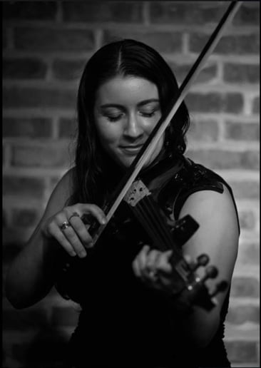 Gallery photo 4 of Jennifer's Romances & Weddings